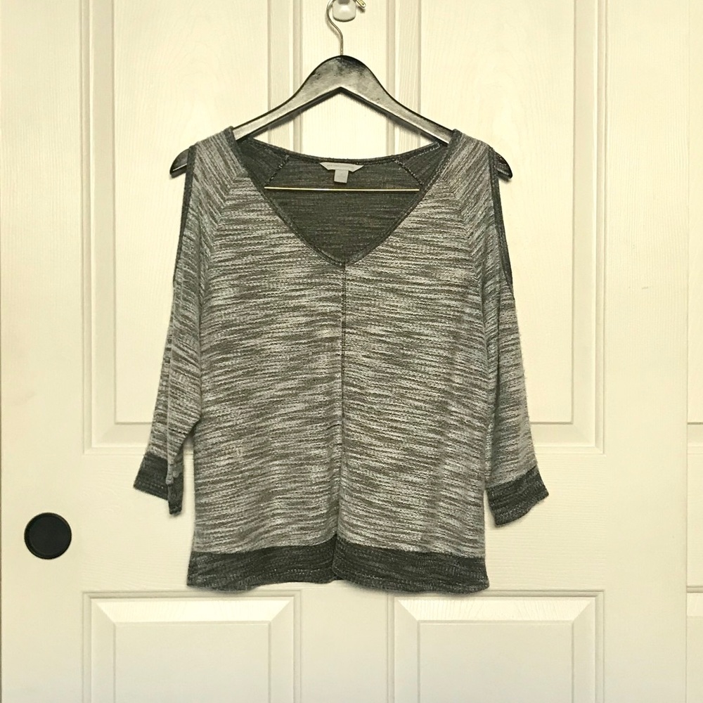 New York and Company White and Black Sweater